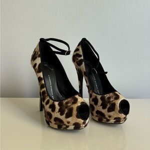 Giuseppe Zanotti Peep Toe Stilettos